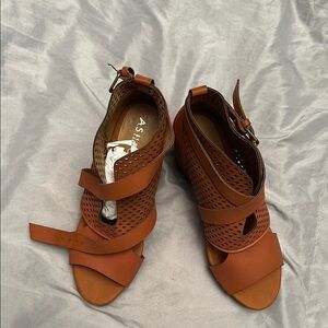 Ashro Tan Heels with Elegant Cut-Out Design